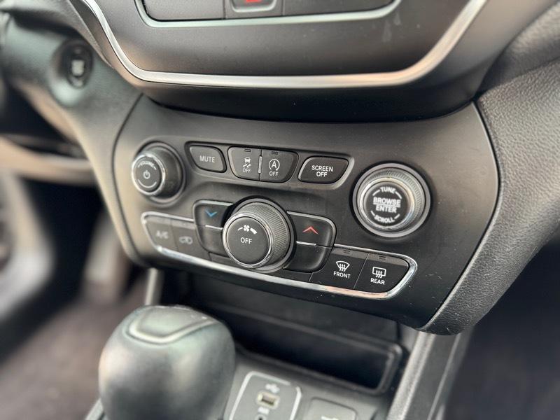 Jeep Cherokee Latitude Plus 4WD 2019