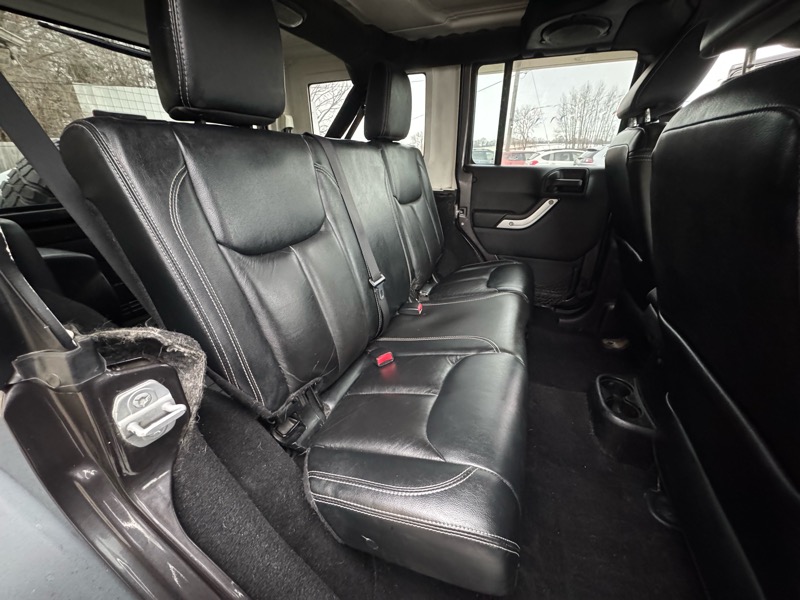 Jeep Wrangler Unlimited Rubicon 4WD 2014