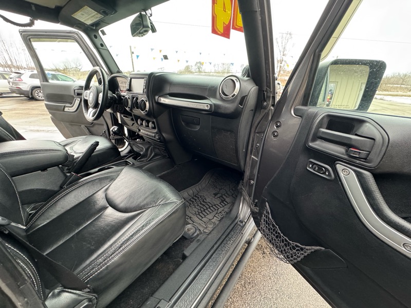 Jeep Wrangler Unlimited Rubicon 4WD 2014