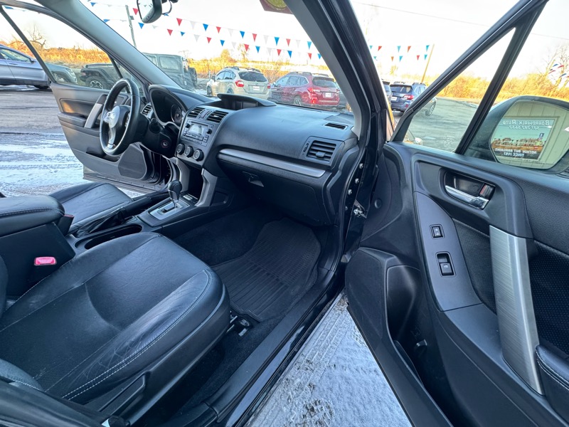 Subaru Forester 2.5i Limited 2015