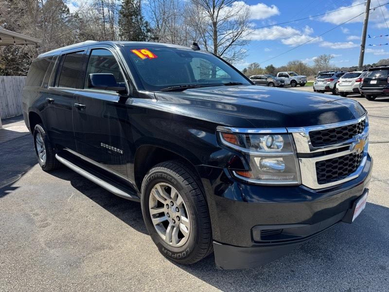 Chevrolet Suburban LT 4WD 2019