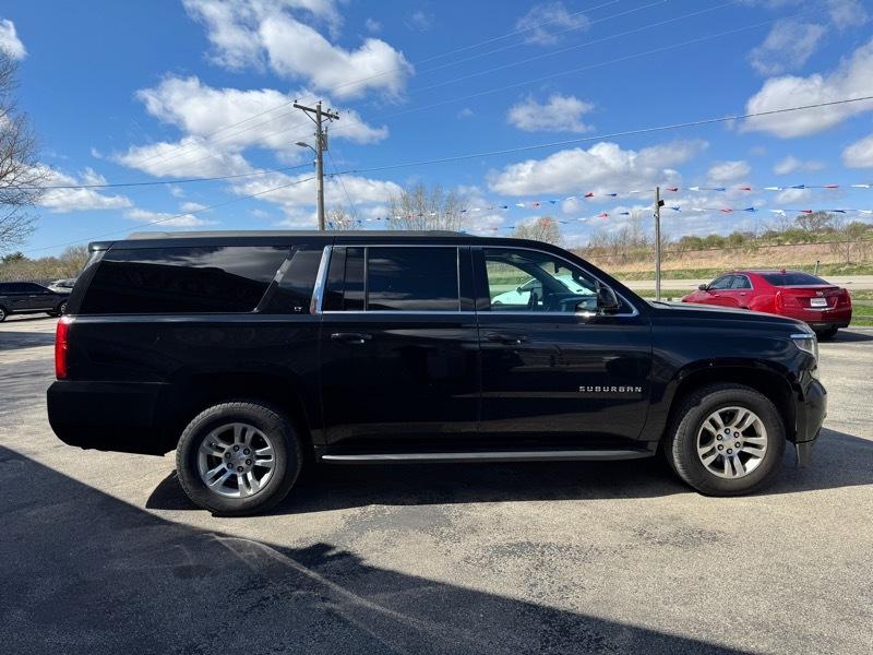 Chevrolet Suburban LT 4WD 2019