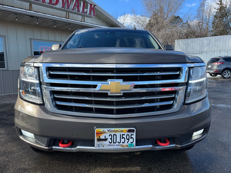 Chevrolet Suburban  2015