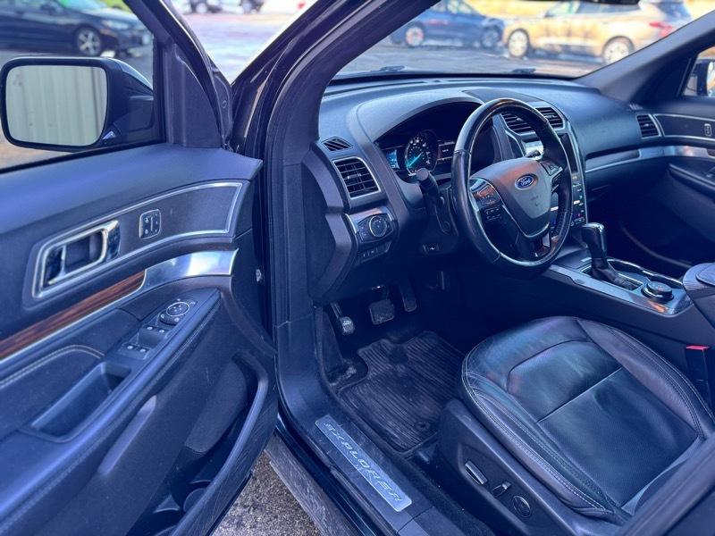 Ford Explorer Limited 4WD 2017