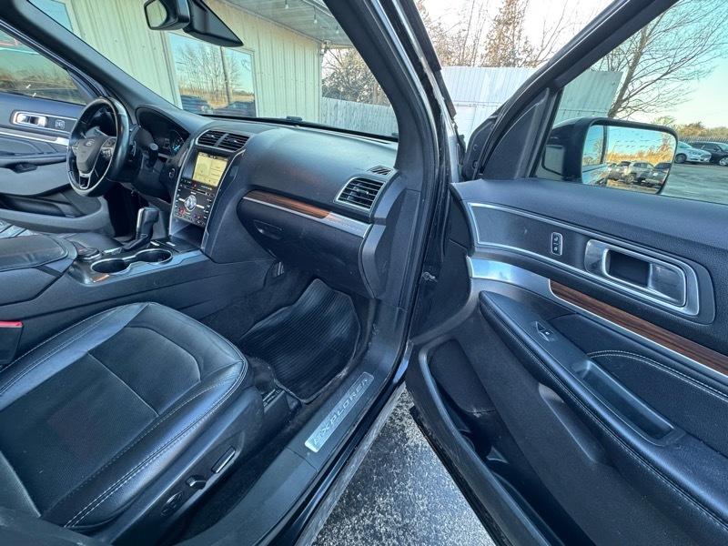 Ford Explorer Limited 4WD 2017