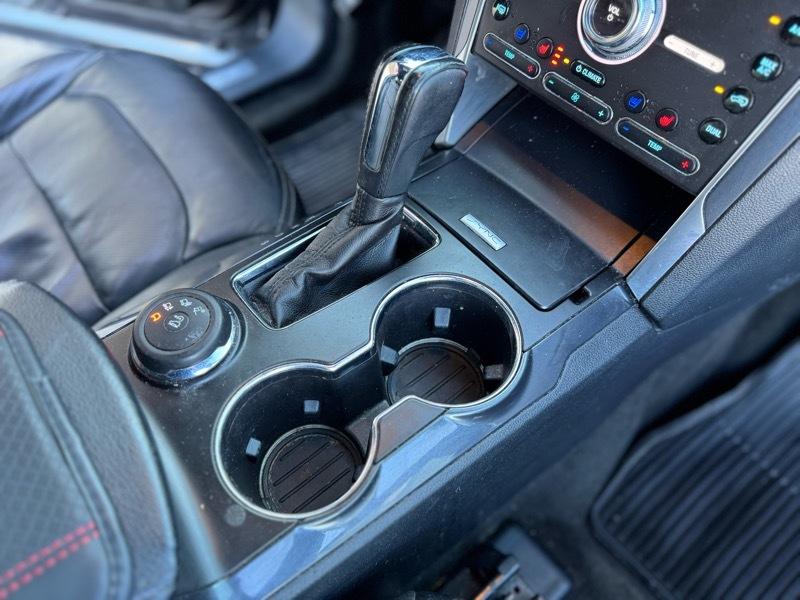 Ford Explorer Limited 4WD 2017