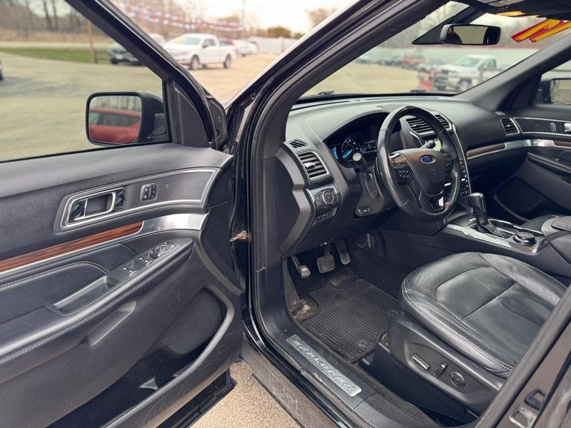 Ford Explorer Limited 4WD 2017