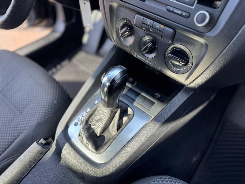 Volkswagen Jetta S 2013