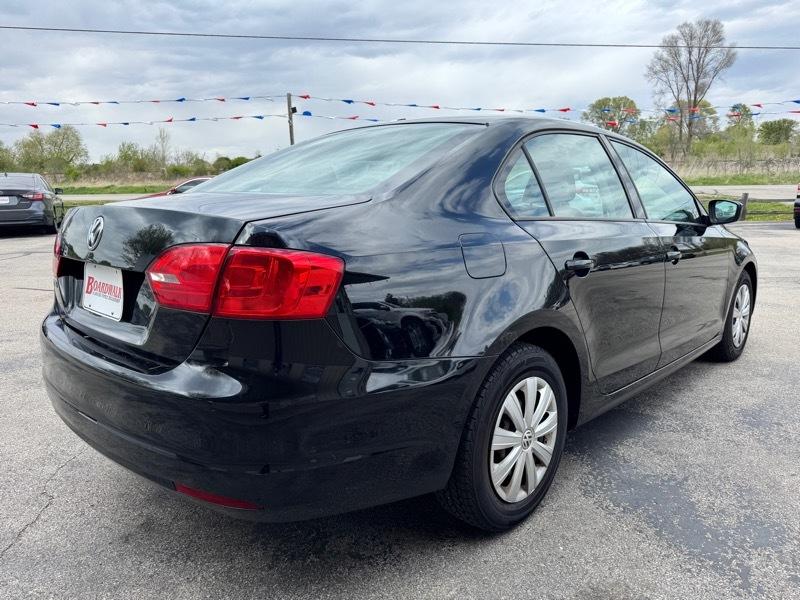 Volkswagen Jetta S 2013