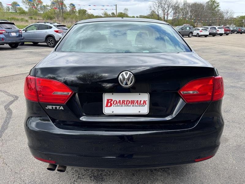 Volkswagen Jetta S 2013