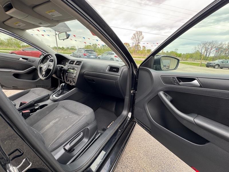 Volkswagen Jetta S 2013