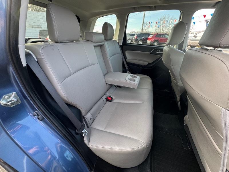 Subaru Forester 2.5i Touring 2015