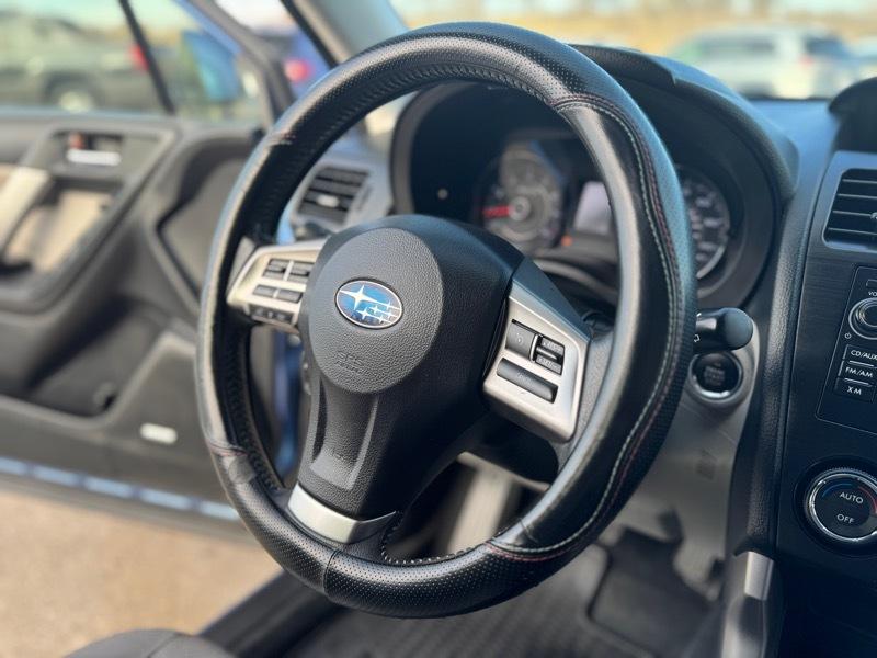 Subaru Forester 2.5i Touring 2015