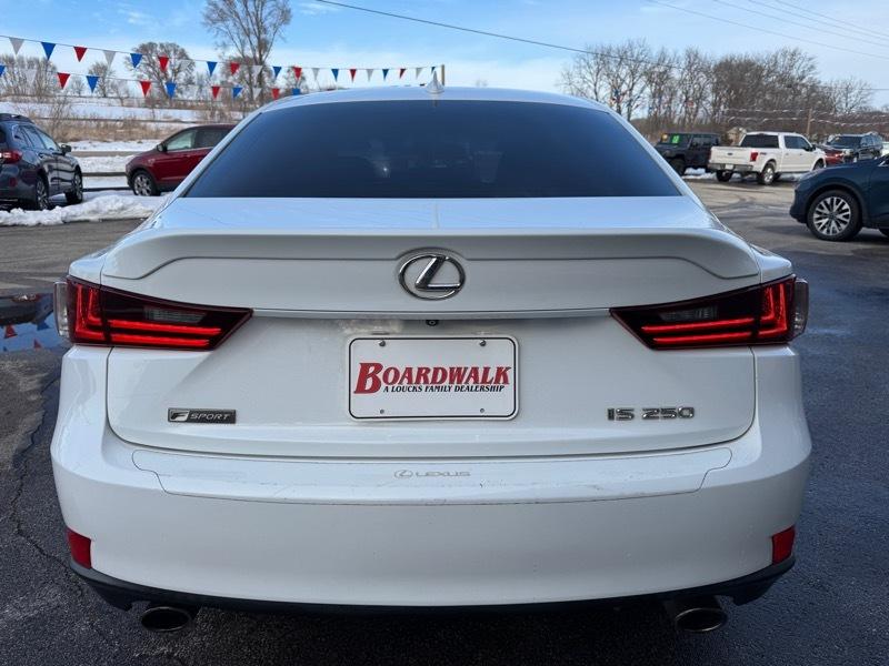 Lexus IS 250 RWD 2015