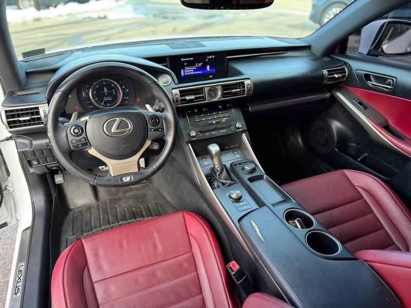 Lexus IS 250 RWD 2015