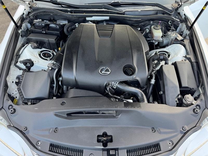 Lexus IS 250 RWD 2015