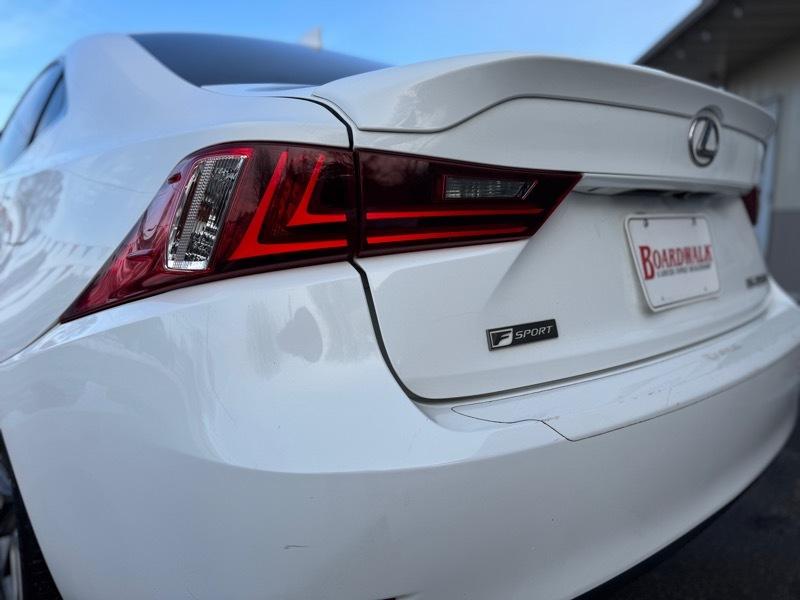 Lexus IS 250 RWD 2015