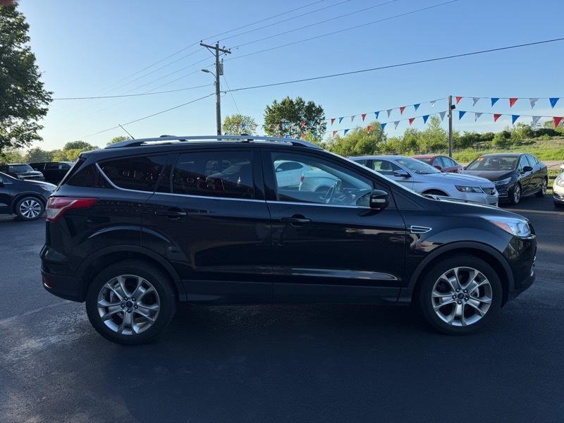 Ford Escape Titanium 4WD 2015