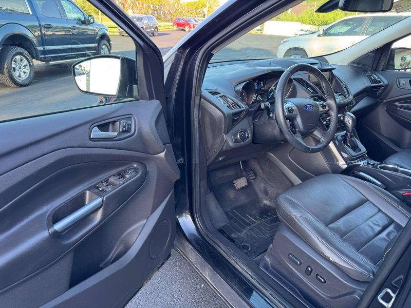 Ford Escape Titanium 4WD 2015
