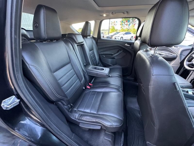 Ford Escape Titanium 4WD 2015