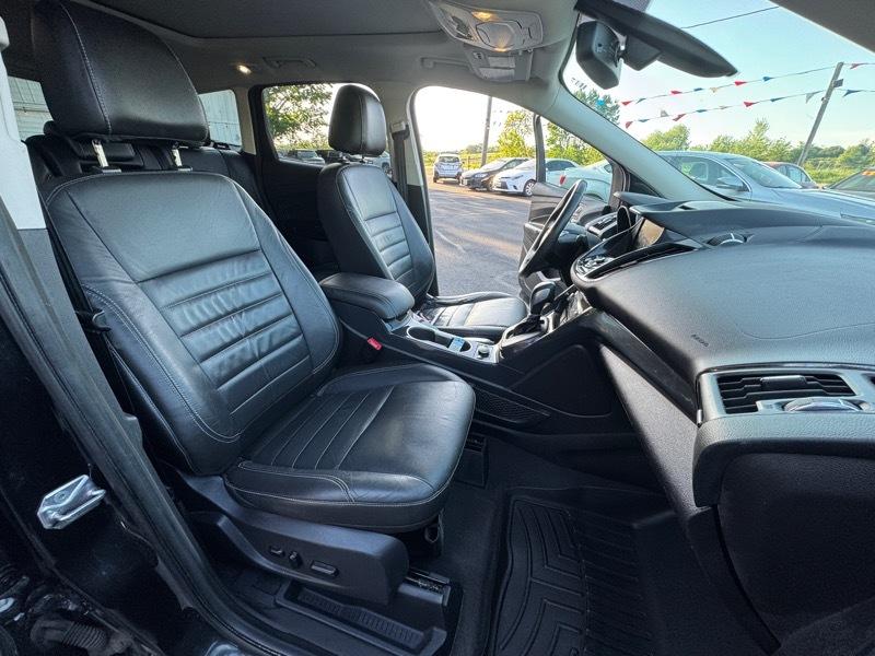 Ford Escape Titanium 4WD 2015