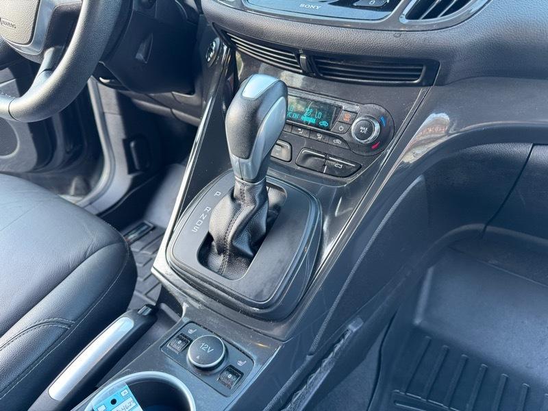 Ford Escape Titanium 4WD 2015