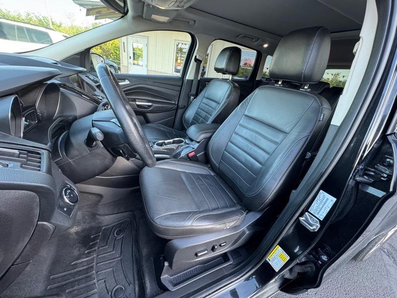 Ford Escape Titanium 4WD 2015