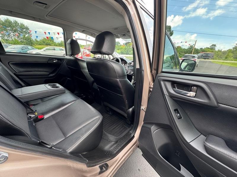 Subaru Forester 2.5i Limited 2015