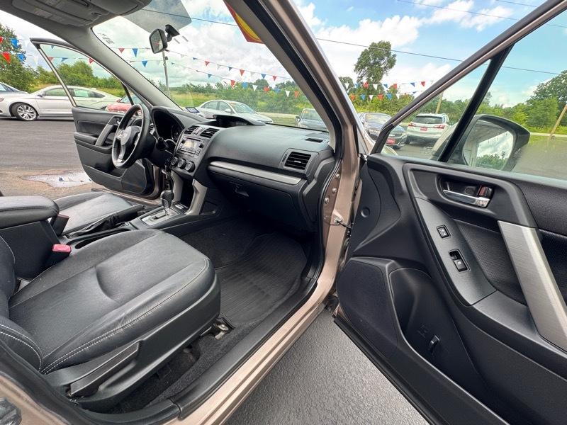 Subaru Forester 2.5i Limited 2015