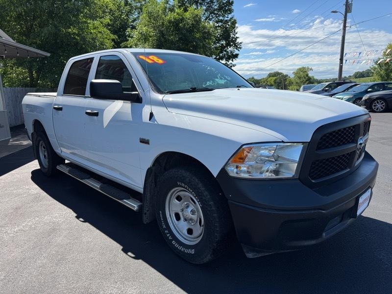RAM 1500 Tradesman Crew Cab 4WD 2018