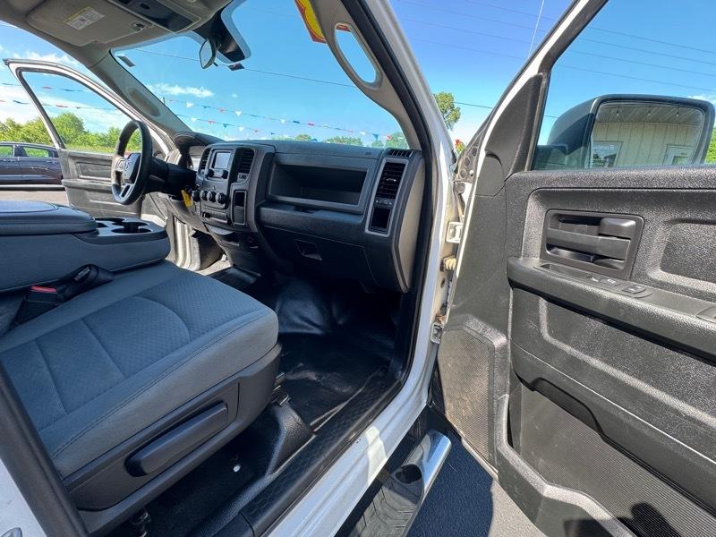 RAM 1500 Tradesman Crew Cab 4WD 2018