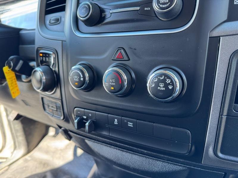 RAM 1500 Tradesman Crew Cab 4WD 2018