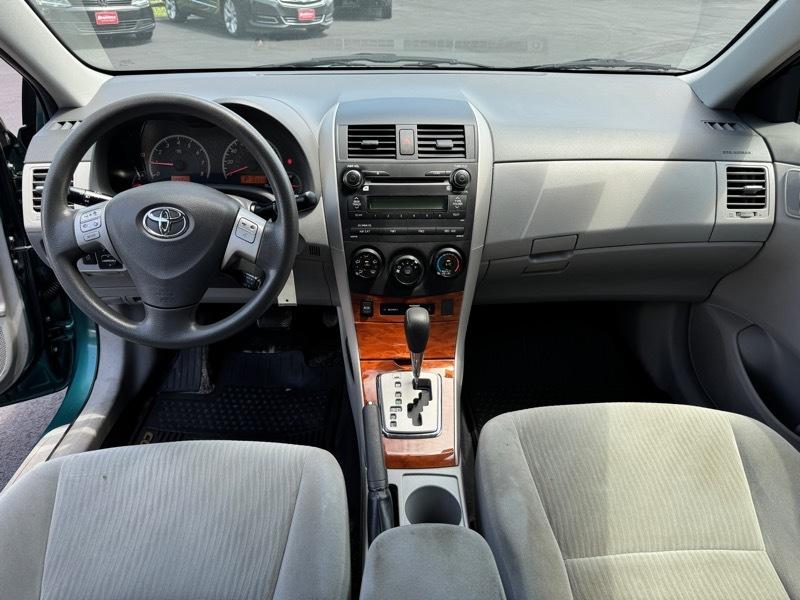 Toyota Corolla XLE 2009