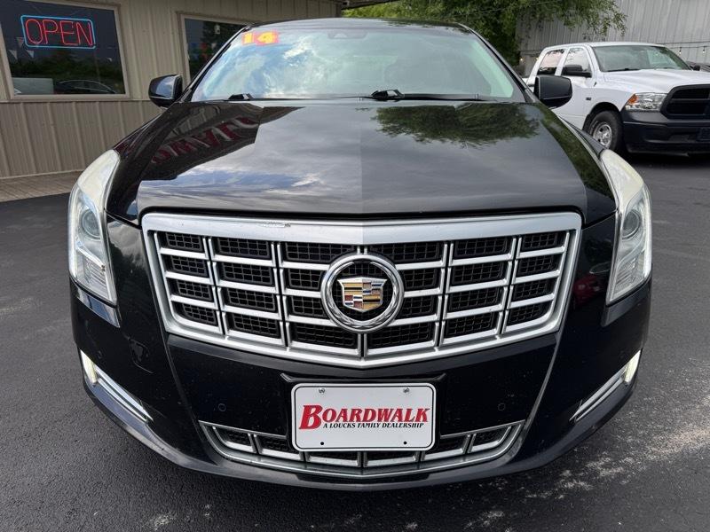 Cadillac XTS Luxury 2014