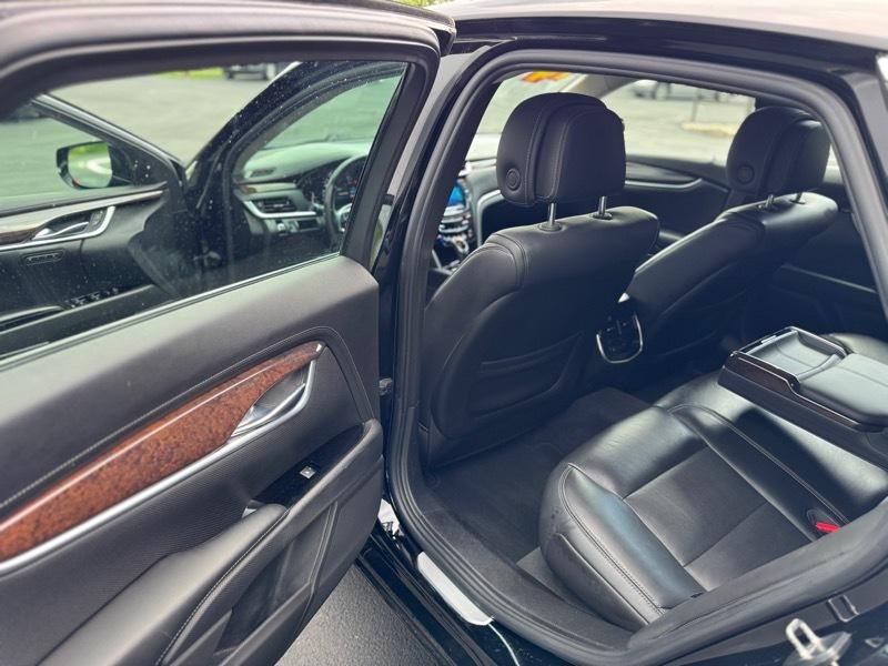 Cadillac XTS Luxury 2014