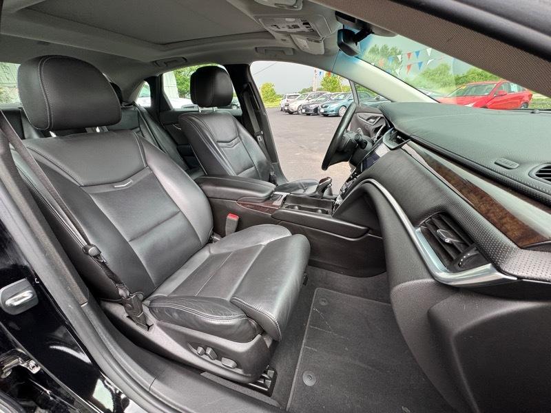 Cadillac XTS Luxury 2014