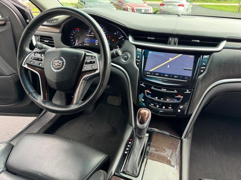 Cadillac XTS Luxury 2014