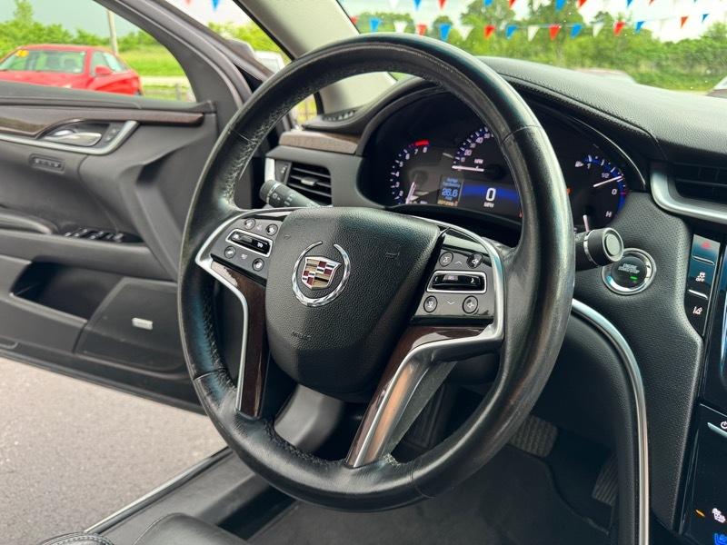 Cadillac XTS Luxury 2014