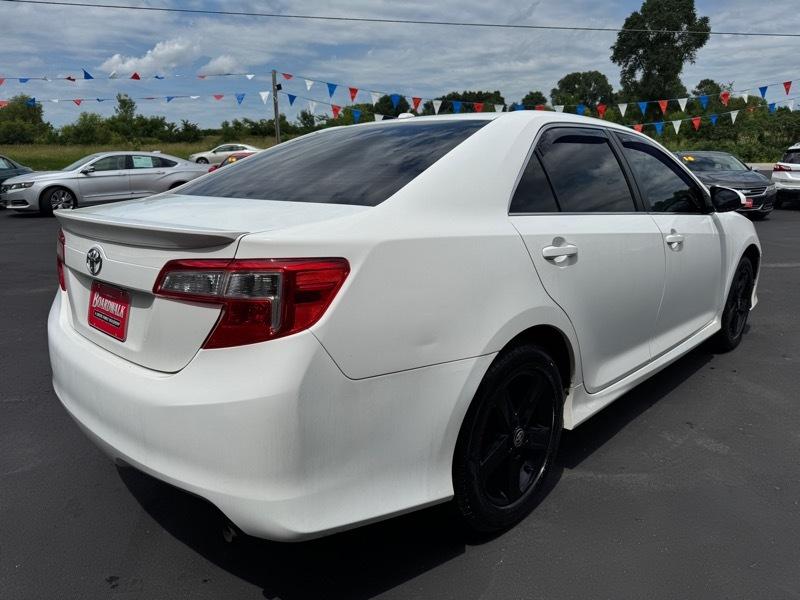 Toyota Camry SE 2012