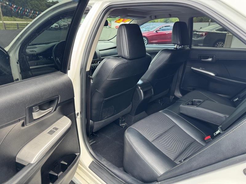 Toyota Camry SE 2012