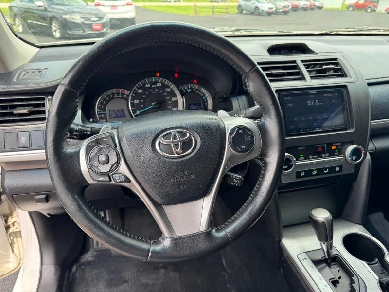 Toyota Camry SE 2012