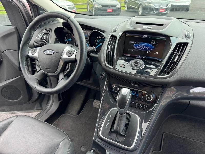 Ford Escape Titanium 4WD 2014
