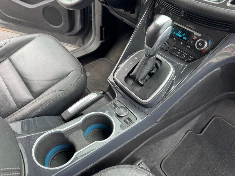 Ford Escape Titanium 4WD 2014