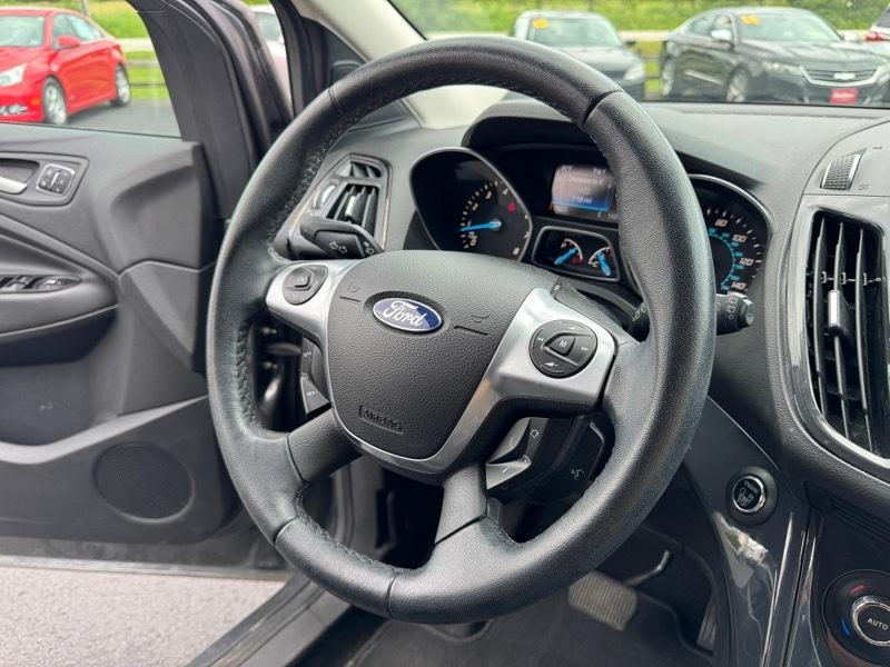 Ford Escape Titanium 4WD 2014