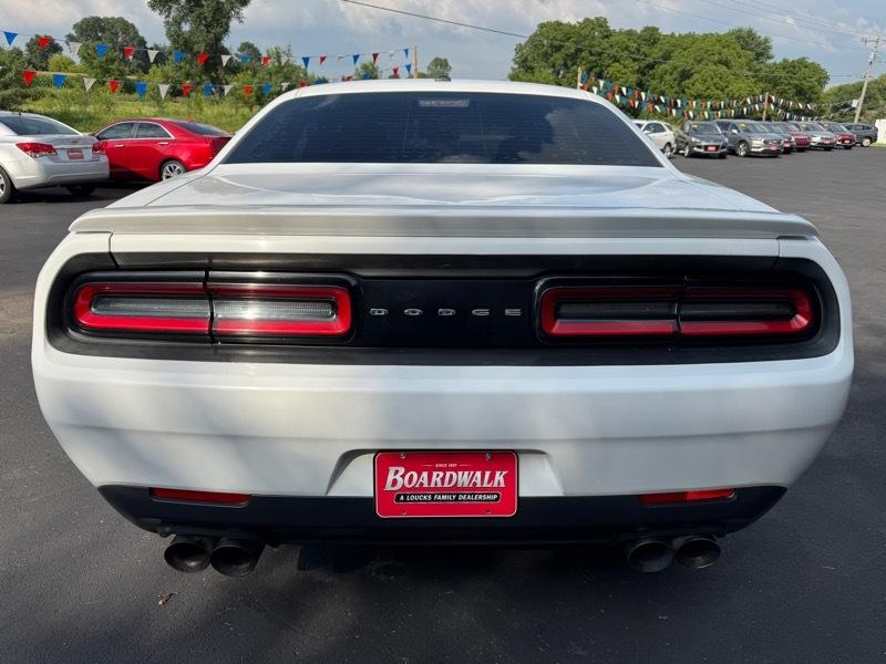 Dodge Challenger R/T Plus 2016