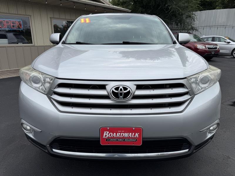 Toyota Highlander Limited 4WD 2011