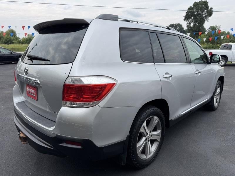 Toyota Highlander Limited 4WD 2011