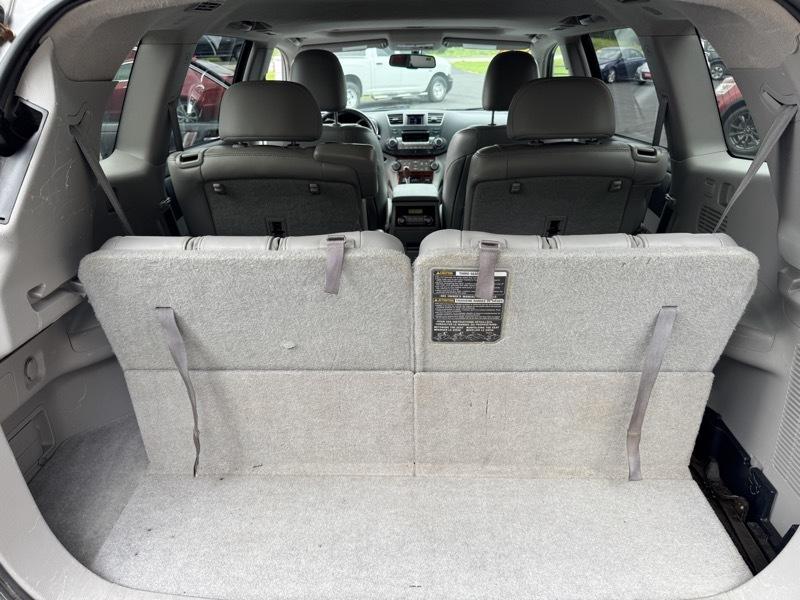 Toyota Highlander Limited 4WD 2011
