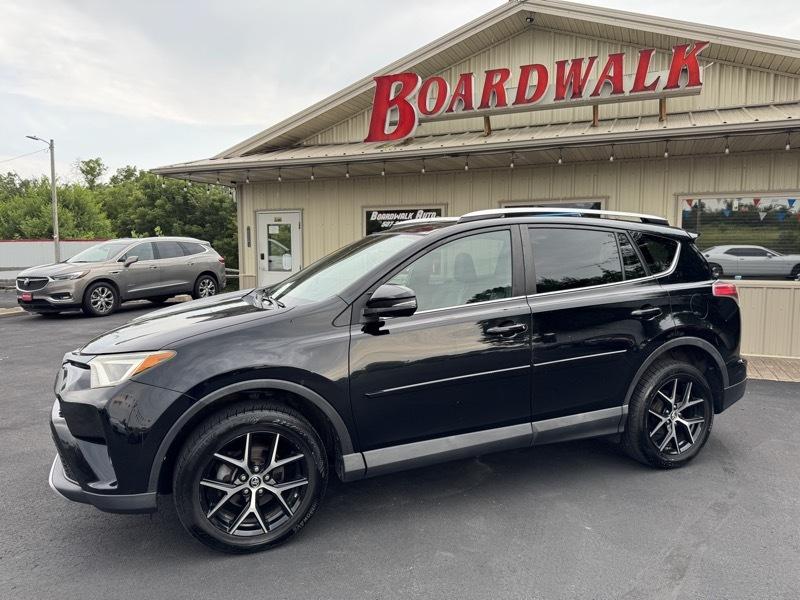 Toyota RAV4 SE 4WD 2016