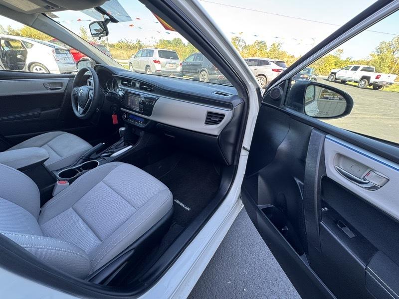 Toyota Corolla LE Eco 2015